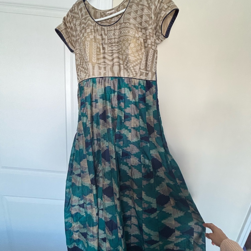 Elegant Multicolor Patterned Dress